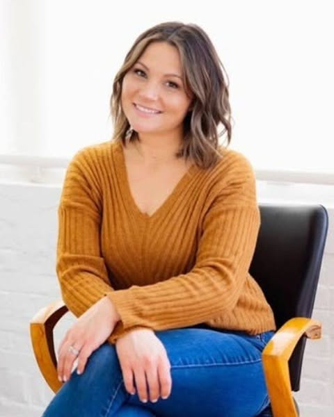 Sarah L. Longo Obituary: Cheshire, CT | Beloved Stylist, Friend, and Family Member Dies at 36